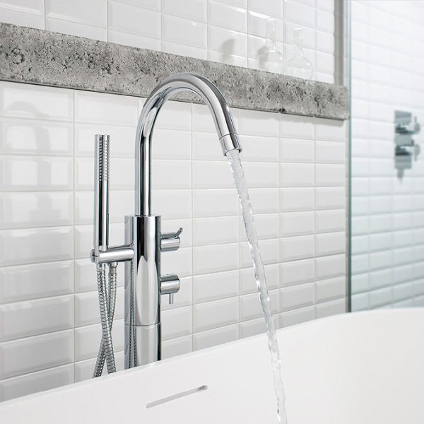 Crosswater   Kai Lever Thermostatic Bath Shower Mixer with Kit - Image 3