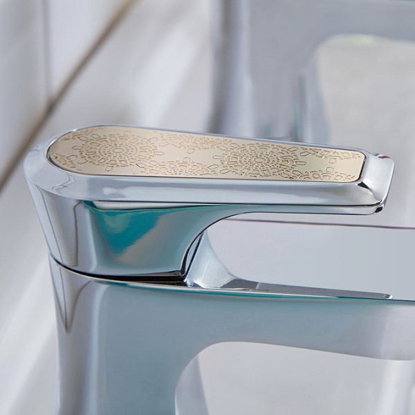 Heritage Lymington Lace Gold 5 Taphole Bath Shower Mixer - Image 2