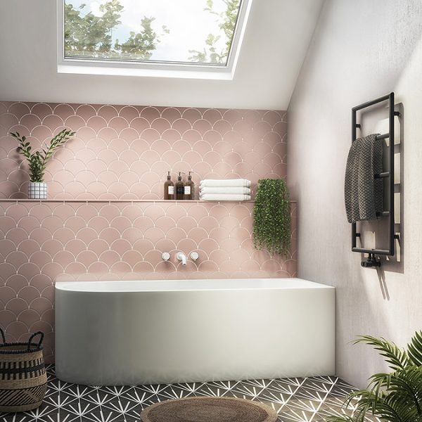 Monza 1700 x 750 Curved Free Standing Corner Bath - Image 2