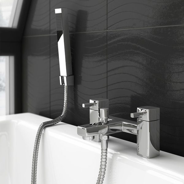 Neo Minimalist Bath Shower Mixer with Shower Kit   Chrome - Image 3
