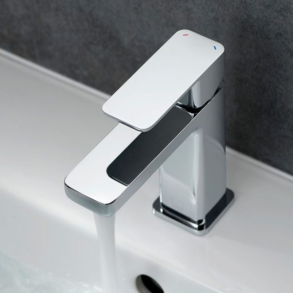 Vado Phase Smooth Bodied Mono Basin Mixer + Universal Basin Waste - Image 2