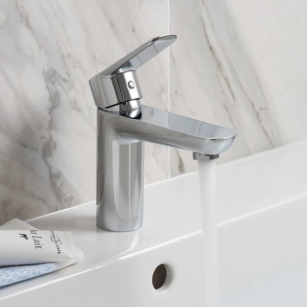 Vado Photon Smooth Bodied Mono Basin Mixer + Universal Basin Waste - Image 3