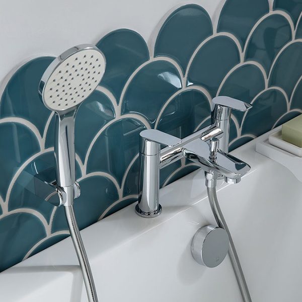 Vado Photon Deck Mounted Bath Shower Mixer with Single Function Handset - Image 3