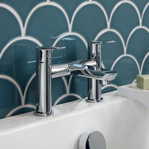 Vado Photon Deck Mounted Bath Filler - Image 3