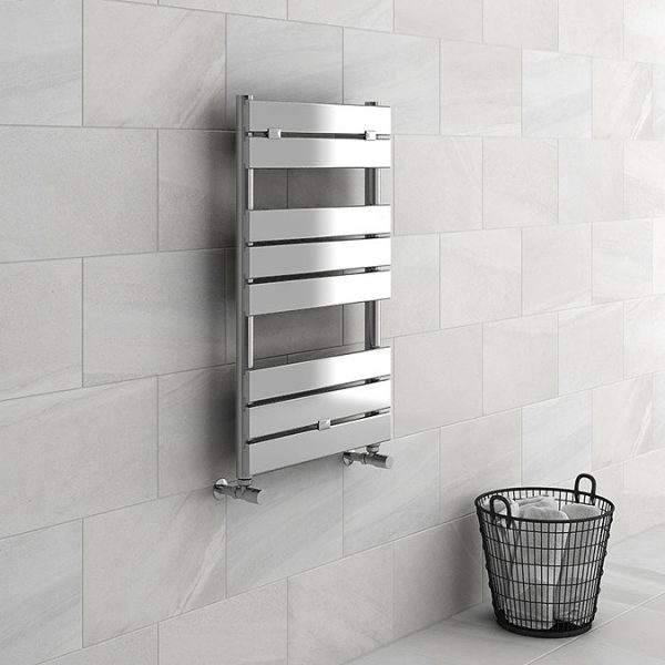 Milan Heated Towel Rail 840mm x 500mm Chrome - Image 3