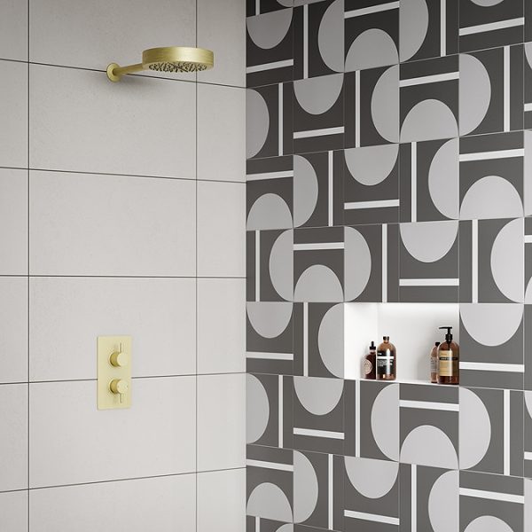 Arezzo Brushed Brass Round Shower Package with Concealed Valve + Inline Shower Head - Image 6