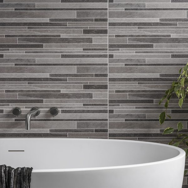 Arezzo Round Gunmetal Grey Wall Mounted (3TH) Bath Filler Tap - Image 4
