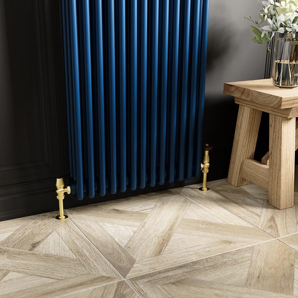 Keswick 1800 x 605mm Cast Iron Style Traditional 3 Column Regal Blue Radiator - Image 4