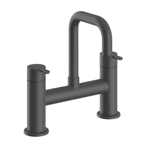 Heritage Dartmouth Bath Filler   Matt Black