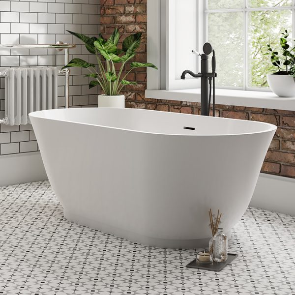Tissington 1500 x 730 Traditional Curved Freestanding Bath   Double Ended with Waste - Image 3