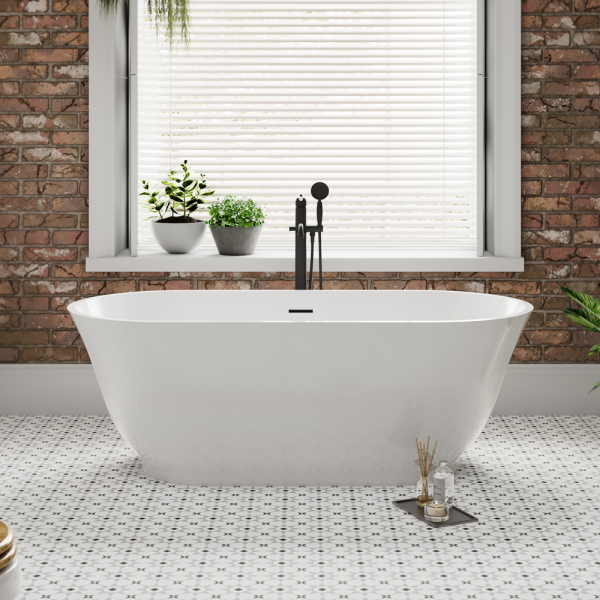 Tissington 1500 x 730 Traditional Curved Freestanding Bath   Double Ended with Waste