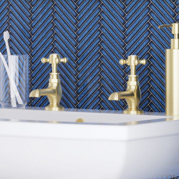 Trafalgar Crosshead Pillar Bath Taps (Pair) Brushed Brass - Image 2