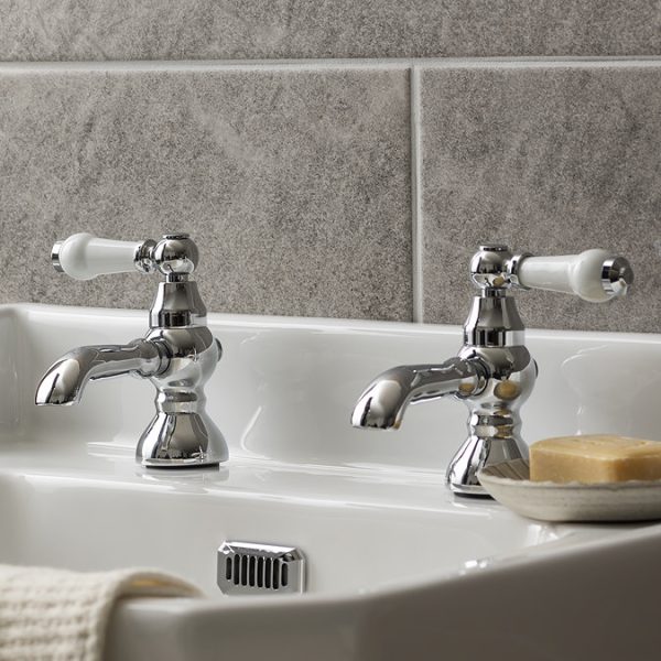 Chatsworth 1928 Traditional White Lever Pillar Basin Taps - Image 3