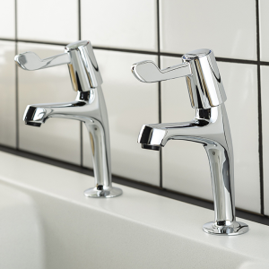 Abode Kitchen Lever Pillar Taps (Pair)   Chrome