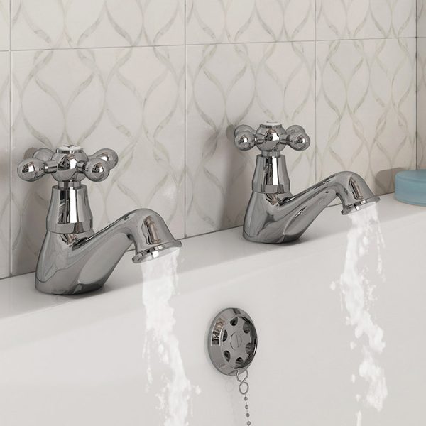 Victoria Traditional Bath Taps - Image 2