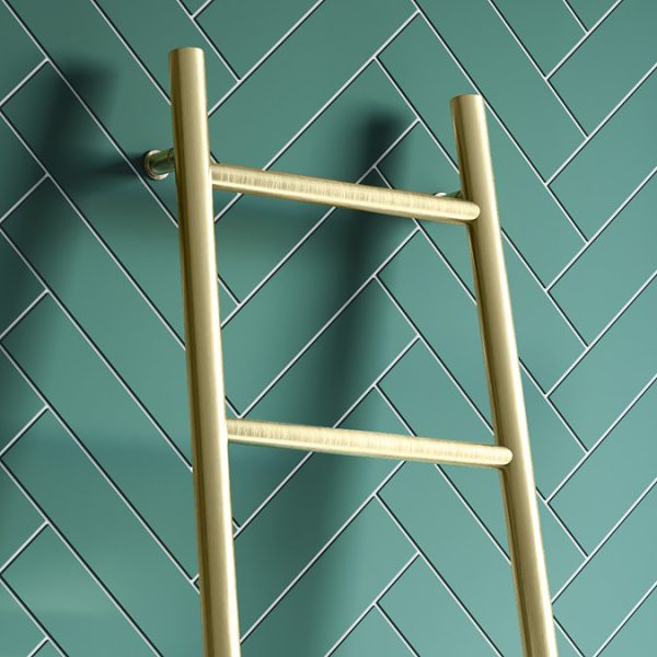 Venice Brushed Brass Leaning Ladder 1710 x 529mm Heated Towel Rail - Image 3