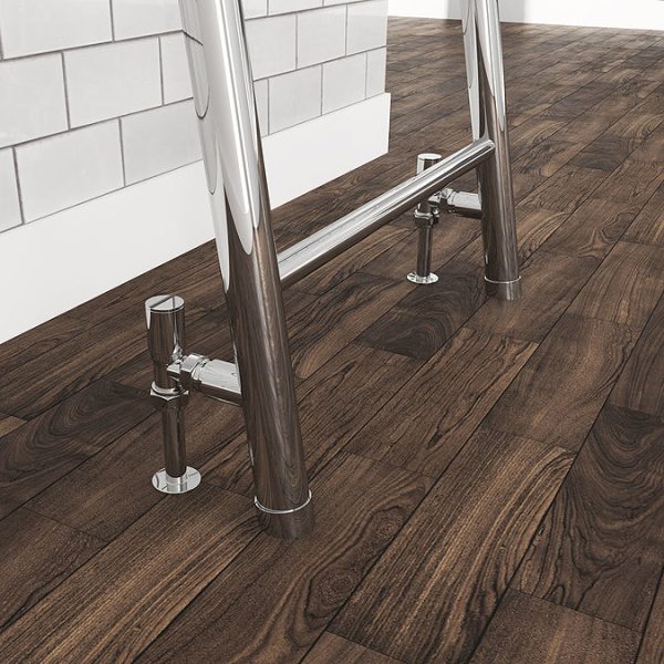 Venice Chrome Leaning Ladder 1800 x 500mm Heated Towel Rail - Image 2