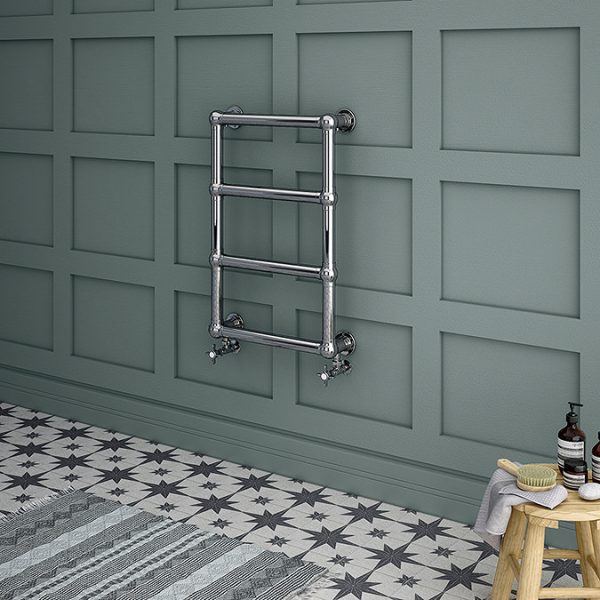 Chatsworth Traditional 748 x 498mm Heated Towel Rail Chrome - Image 3